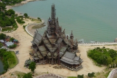 picTempleOfPeacePattayaPhotoTomClaytor